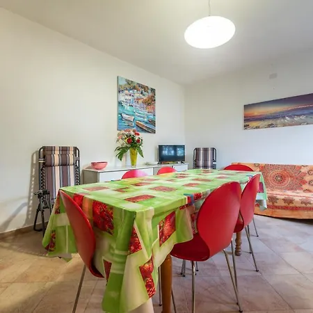 Giulia Grande Castiadas