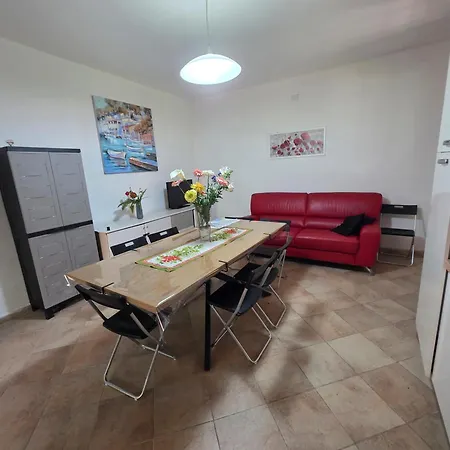 Giulia Grande * 卡斯蒂亚达斯